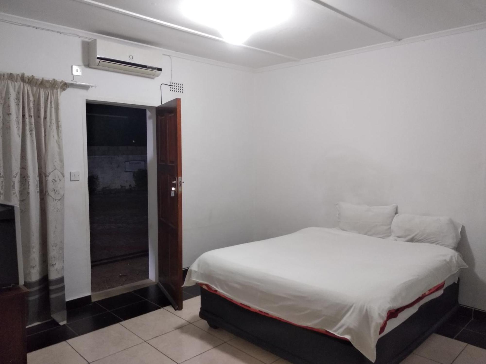 Brackendene Lodge Gaborone Luaran gambar