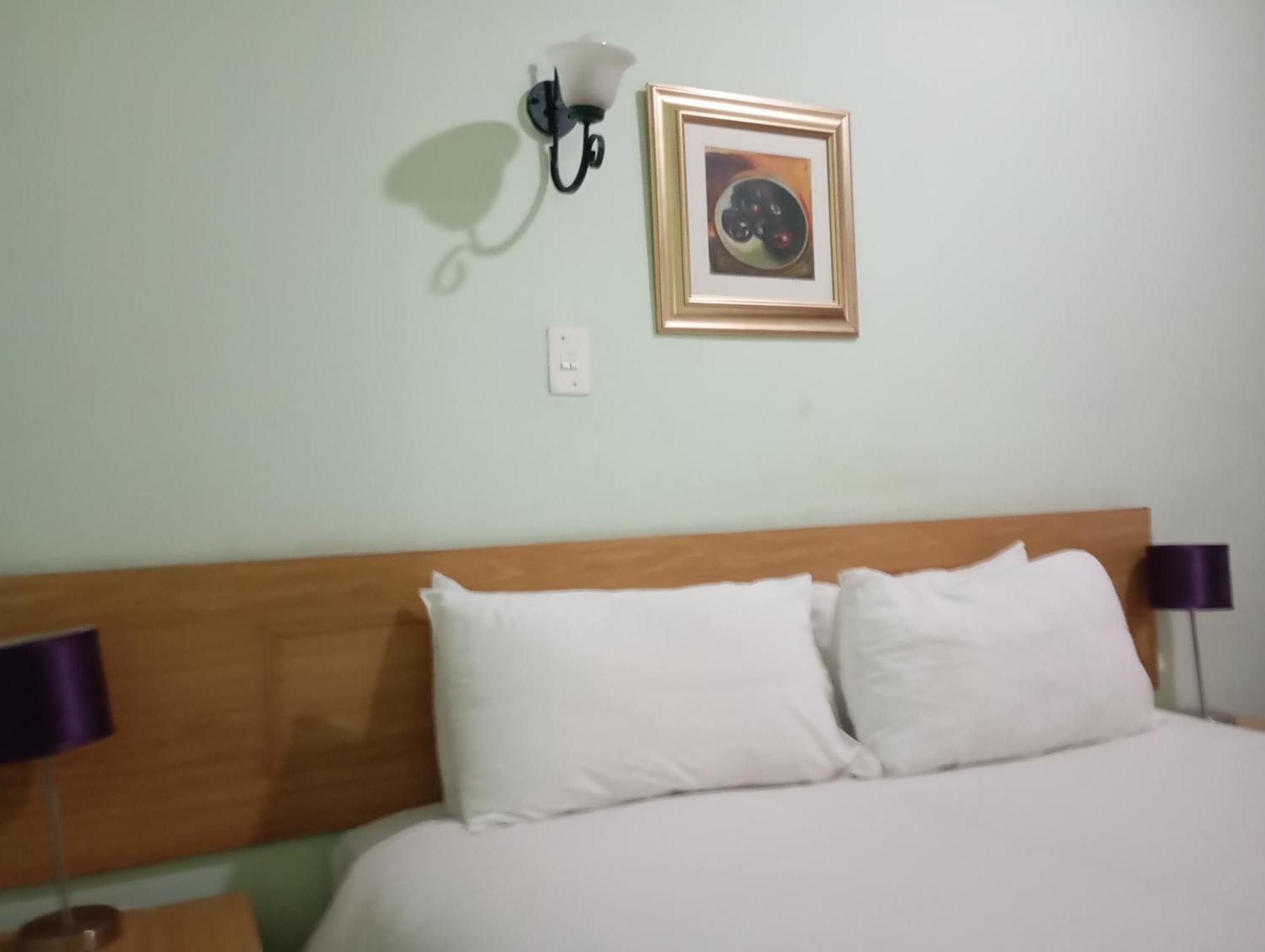 Brackendene Lodge Gaborone Luaran gambar