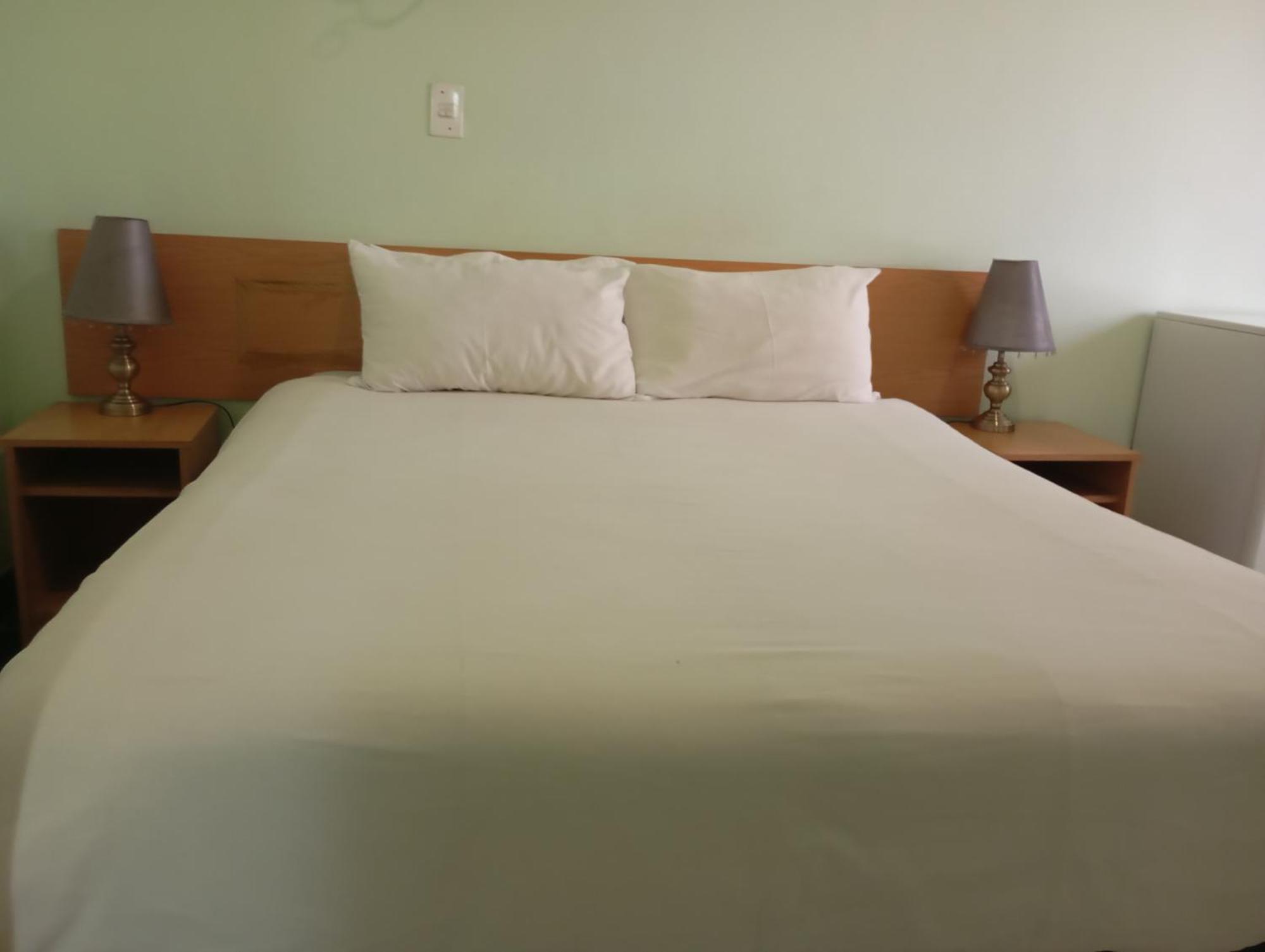 Brackendene Lodge Gaborone Luaran gambar